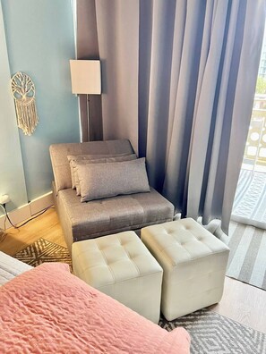 1 bedroom, WiFi, bed sheets