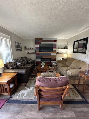 TV, fireplace, DVD player