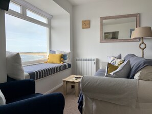 2 bedrooms, iron/ironing board, travel crib, free WiFi