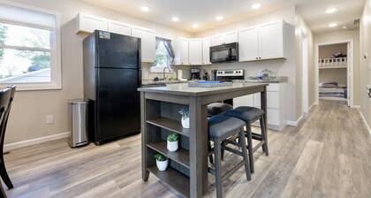 The Peak of Indian Lake, Pickle Ball Court and Boat Dock!