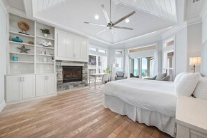 7 quartos, Wi-Fi de cortesia, roupa de cama