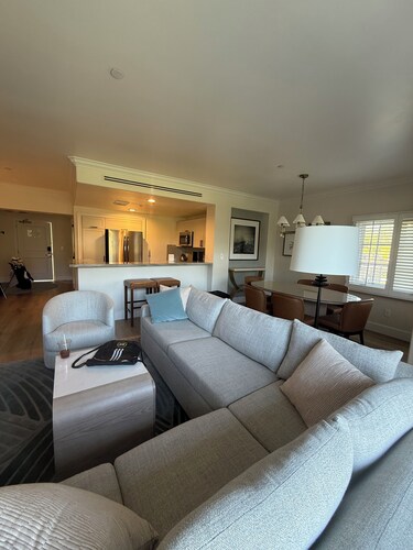 FOUR SEASONS RESORT AVIARA, CARLSBAD CALIFORNIA