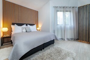 1 bedroom, free WiFi, bed sheets