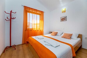 2 chambres, Wi-Fi gratuit, draps fournis
