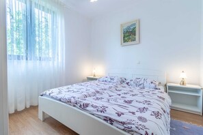 2 makuuhuonetta, ilmainen Wi-Fi, vuodevaatteet