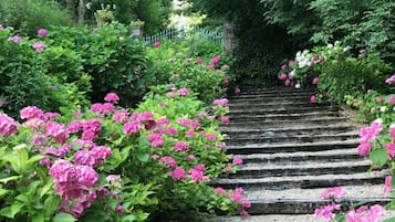 Enceinte de lâhĂ©bergement