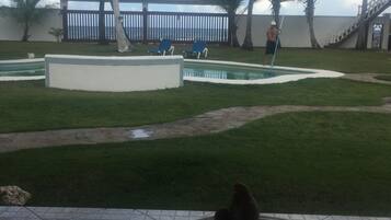 Enceinte de lâhĂ©bergement