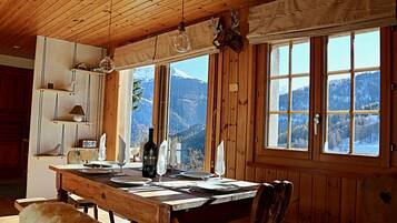 Basic Chalet, Multiple Beds | Interior