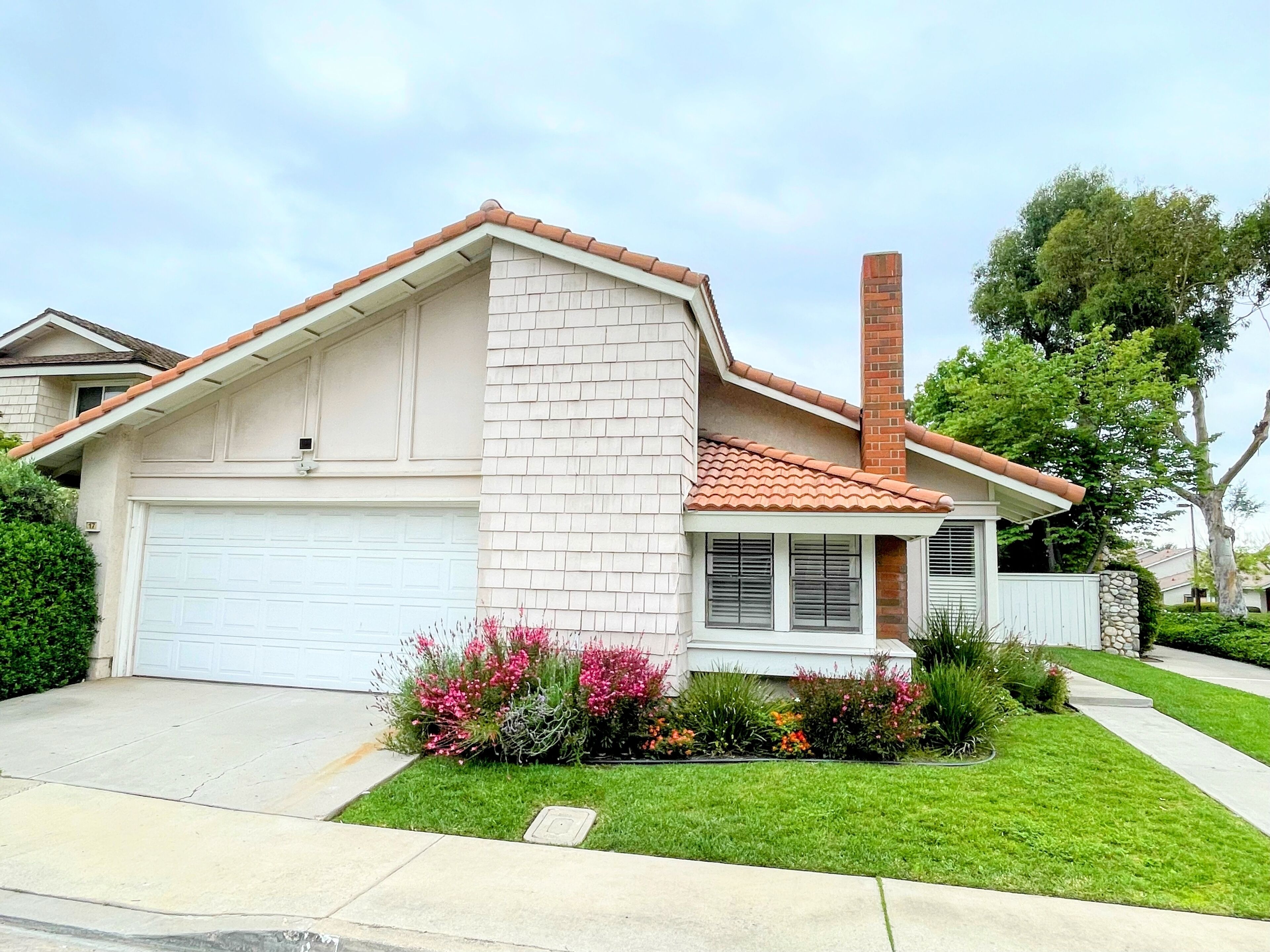 Cozy Single Level 3 Bed 2 Bath Home in the Heart of Irvine