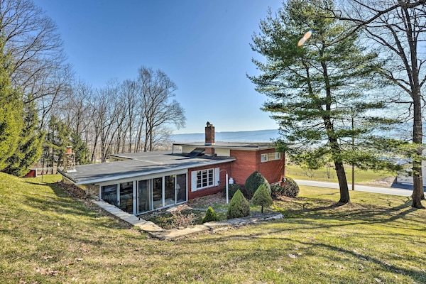 Belleville Vacation Rental | 4BR | 3BA | 1,800 Sq Ft | 2 Stories