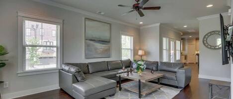 Televisión y oficina