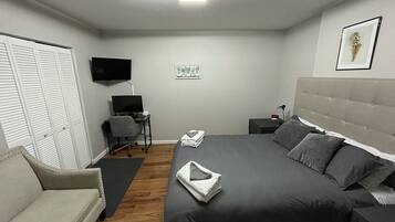 2 habitaciones, escritorio, wifi gratis y ropa de cama