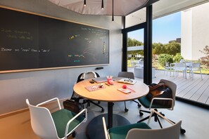 Reception - Moxy Sion (Sion)