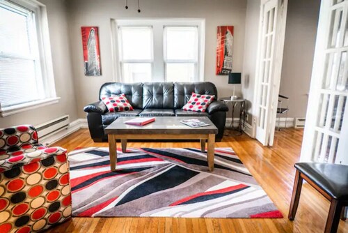 Comfy 2BR Apartment Steps From Forest Park, Wash U