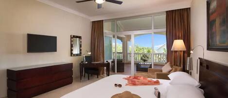 1 bedroom, iron/ironing board