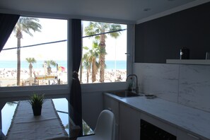 Fridge, microwave, oven, stovetop - Yago Levante Beach Tower 1-1 (Benidorm)