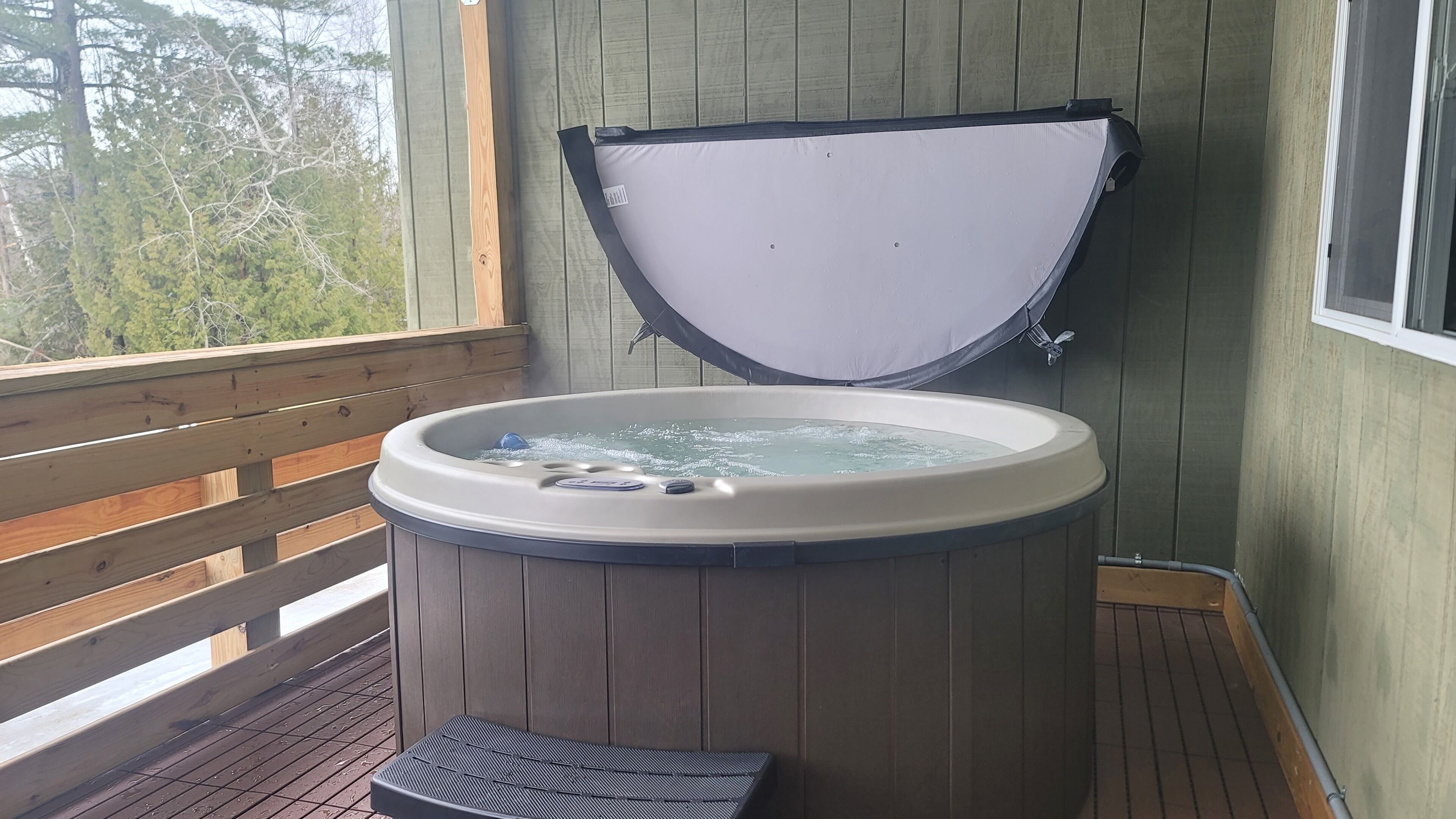 Bain à remous extérieur