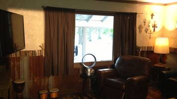 Smart TV, video games, DVD player, books