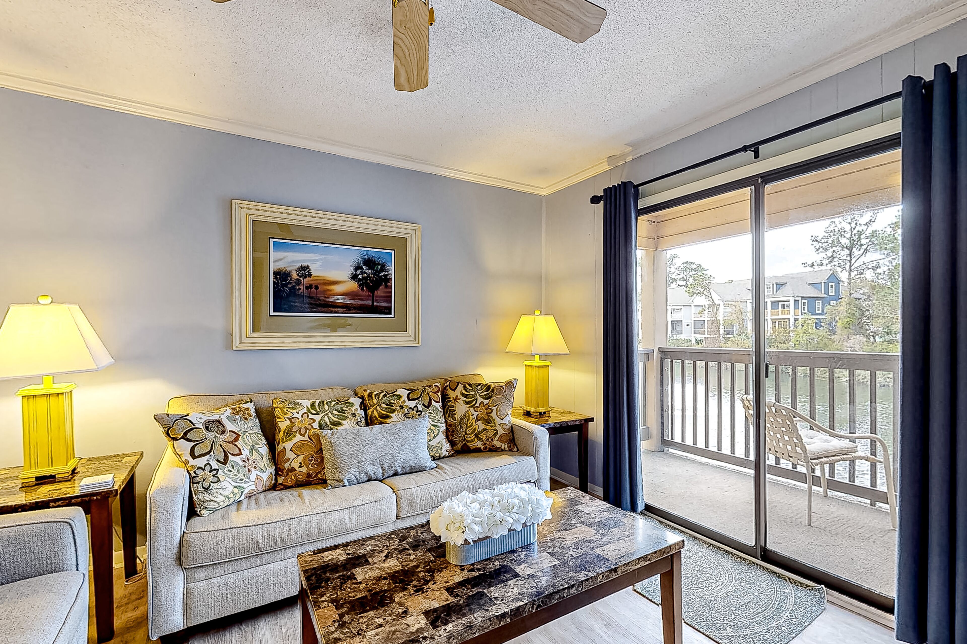 Een televisie, videogames en een muziekbibliotheek