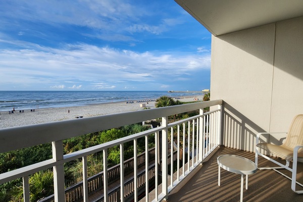 Master Bedroom Balcony