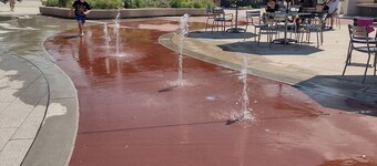 LeGros Chateau - Best Downtown Dells Vacation Rental! GAME ROOM!