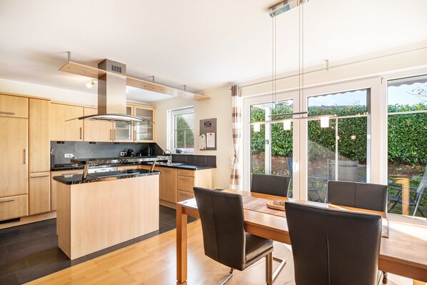 Fridge, microwave, oven, stovetop - Holiday Apartment Katjas Ferienwohnung with Wi-Fi & Terrace; Parking Available (Nittel)