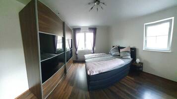 2 soveværelser, strygejern/strygebræt, gratis Wi-Fi, sengetøj