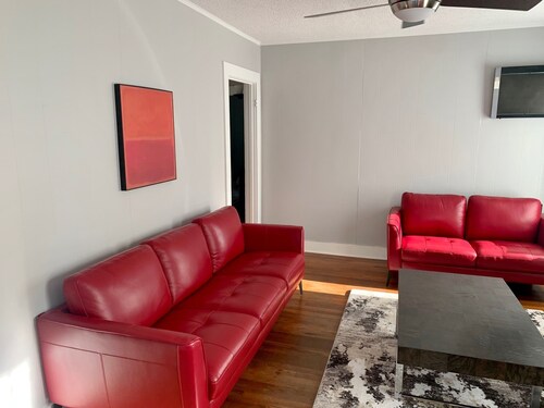 Spanish Town Downtown apartment