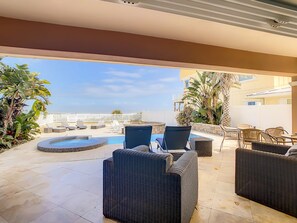 Outdoor dining - Hip Nautic ~ Luxury Beachfront Beach Home with Pool - Car Free Beach - 4071H (New Smyrna Beach)