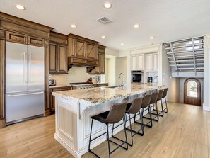 Fridge, microwave, oven, stovetop - Hip Nautic ~ Luxury Beachfront Beach Home with Pool - Car Free Beach - 4071H (New Smyrna Beach)