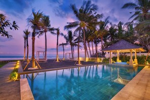 Luksus-villa - 5 soveværelser - strandudsigt - ved stranden | Privat pool