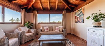 Villa "Gle" with Pool, Garden & Air Conditioning