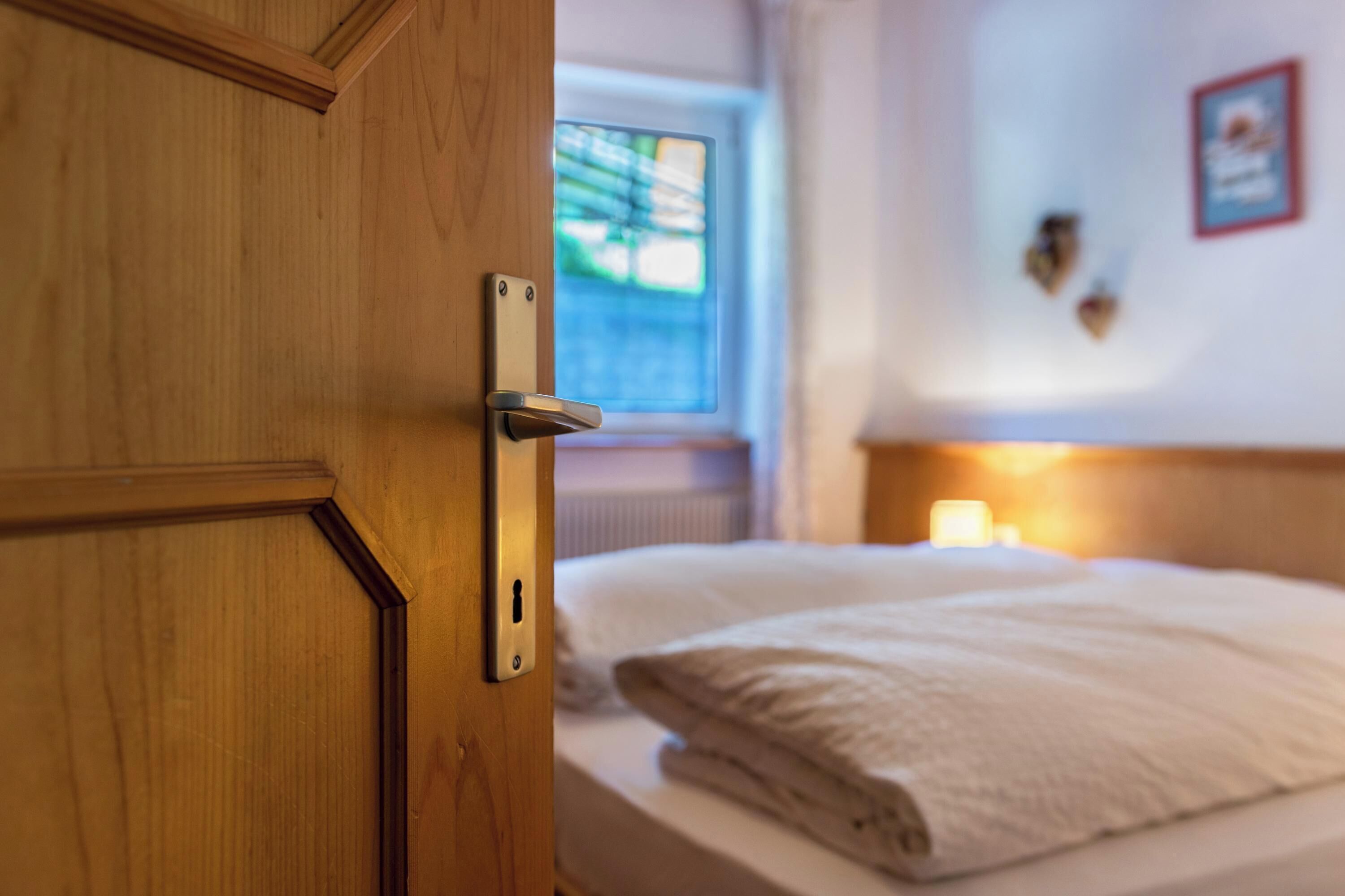 1 chambre, fer et planche à repasser, Wi-Fi gratuit, draps fournis