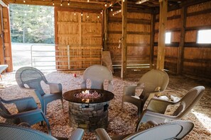 Property grounds - Real Log Cabin + 34 acres + Creek + Barn + Easy Access + Nantahala Forest! (Andrews)