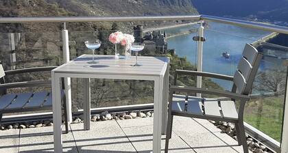 No. 2 | Dreiburgenblick