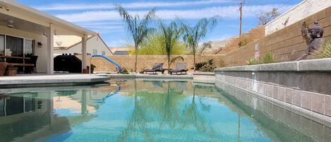 Piscine extérieure, piscine chauffée