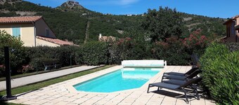 Luxury Ardeche Villa | Villa Aux Lions.