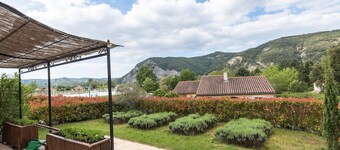 Deluxe Ardeche Villa | Villa Acacia | 4 Bedrooms | Shared Swimming Pool |.