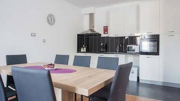 House (Nine Bedroom Holiday home with Swimmi) | Private kitchen | Fridge