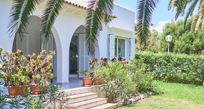 Villa Nähe Cala Esmeralda mit privatem Pool kindersicher abgegrenzt, Wifi, Klima