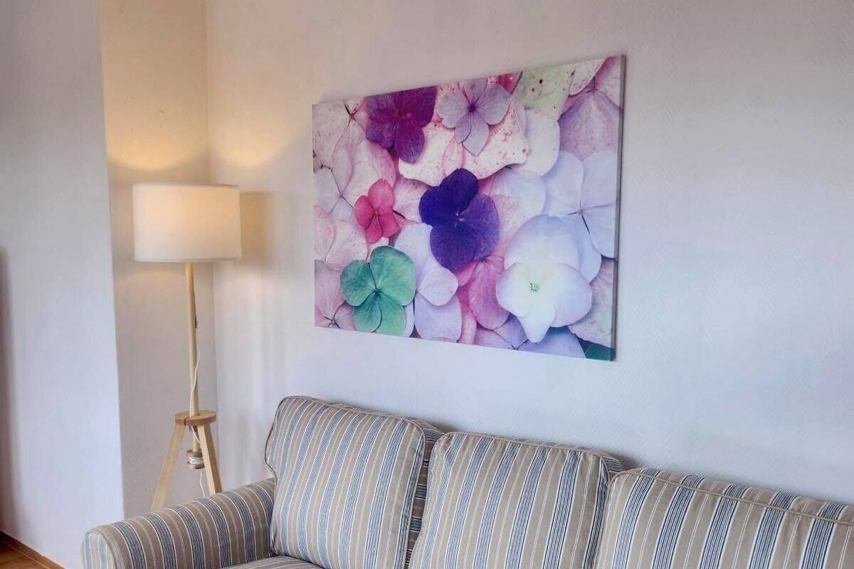 Basic Apartment | Living area