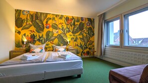 コンフォート ダブルルーム | 低刺激性寝具、客室ごとに異なる装飾、ベッドシーツ