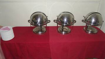 Tägliches inbegriffenes Frühstücksbuffet