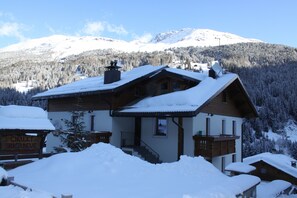 Esterni