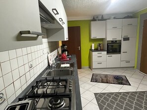 Imagen sin descripción, 2 de 18, botón