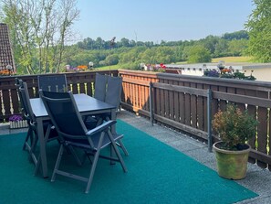 Unclassified image, 5 of 18, button