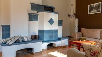 Fernseher, Tischfußball