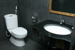 Shower, free toiletries, soap, shampoo - ZO Star Tam Dao (Tam Dao)