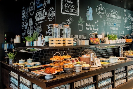 Desayuno continental todos los días (con cargo)