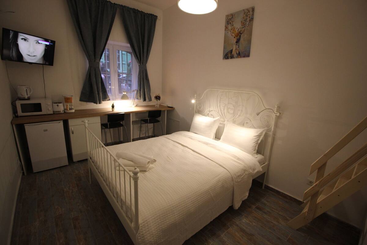 Studio Economy | Truy cập Internet không dây miễn phí, bộ trải giường 